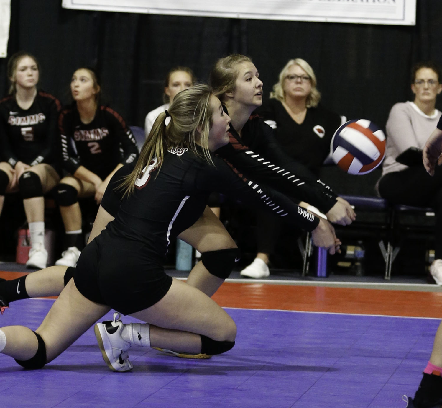 Simms' Nina Okes and Grace Johnson